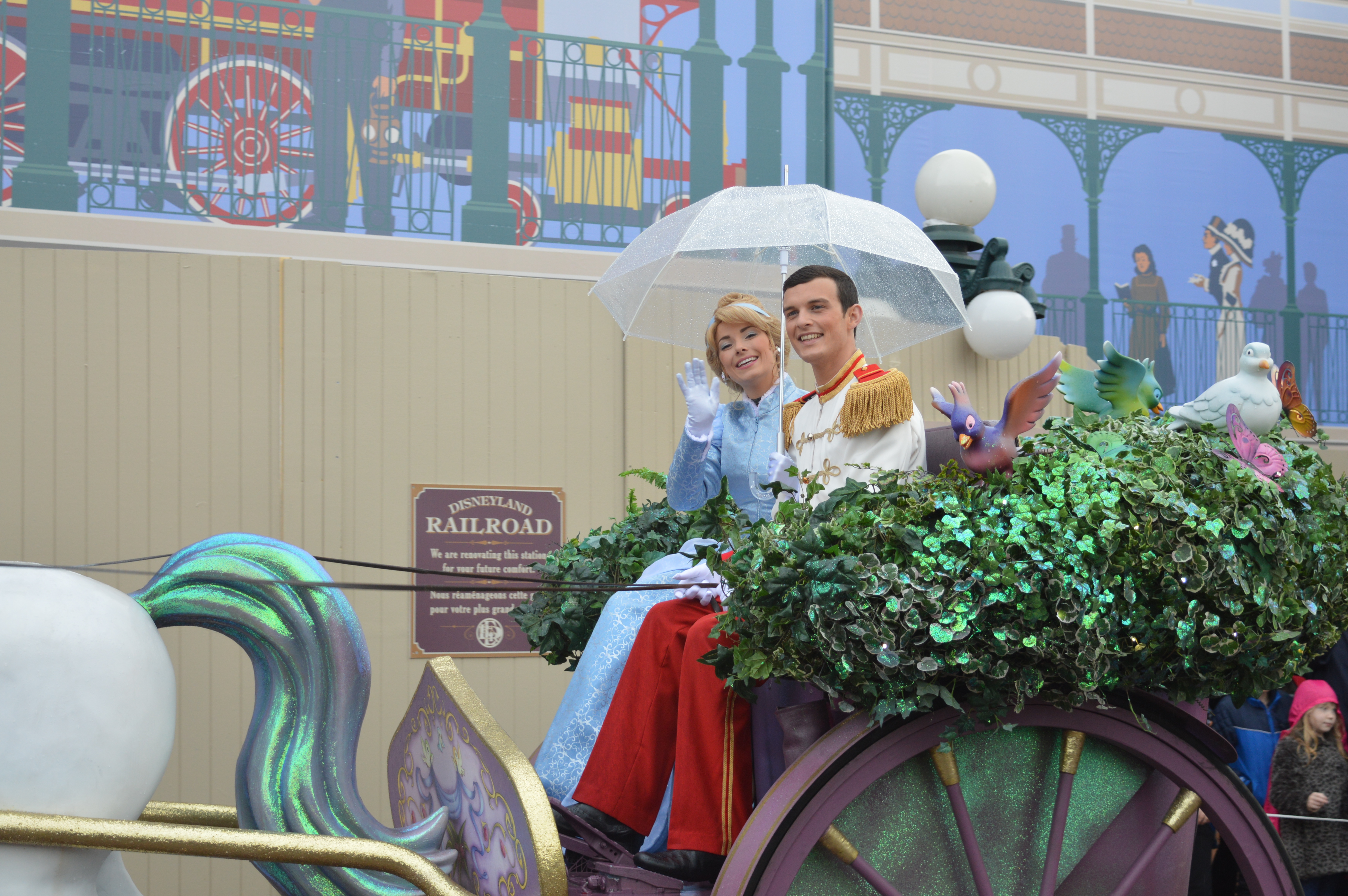 Disneyland Paris Tips For First Time Visitors Parade Cinderella and Prince