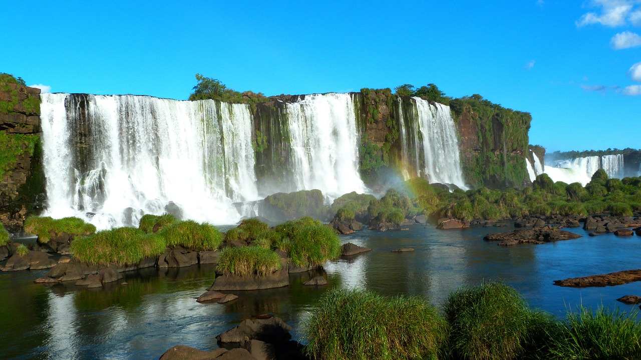  Iguazu Falls