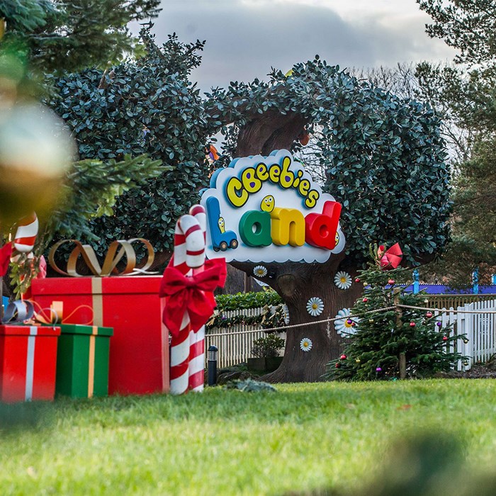 Christmas at Theme parks - Alton Towers Christmas