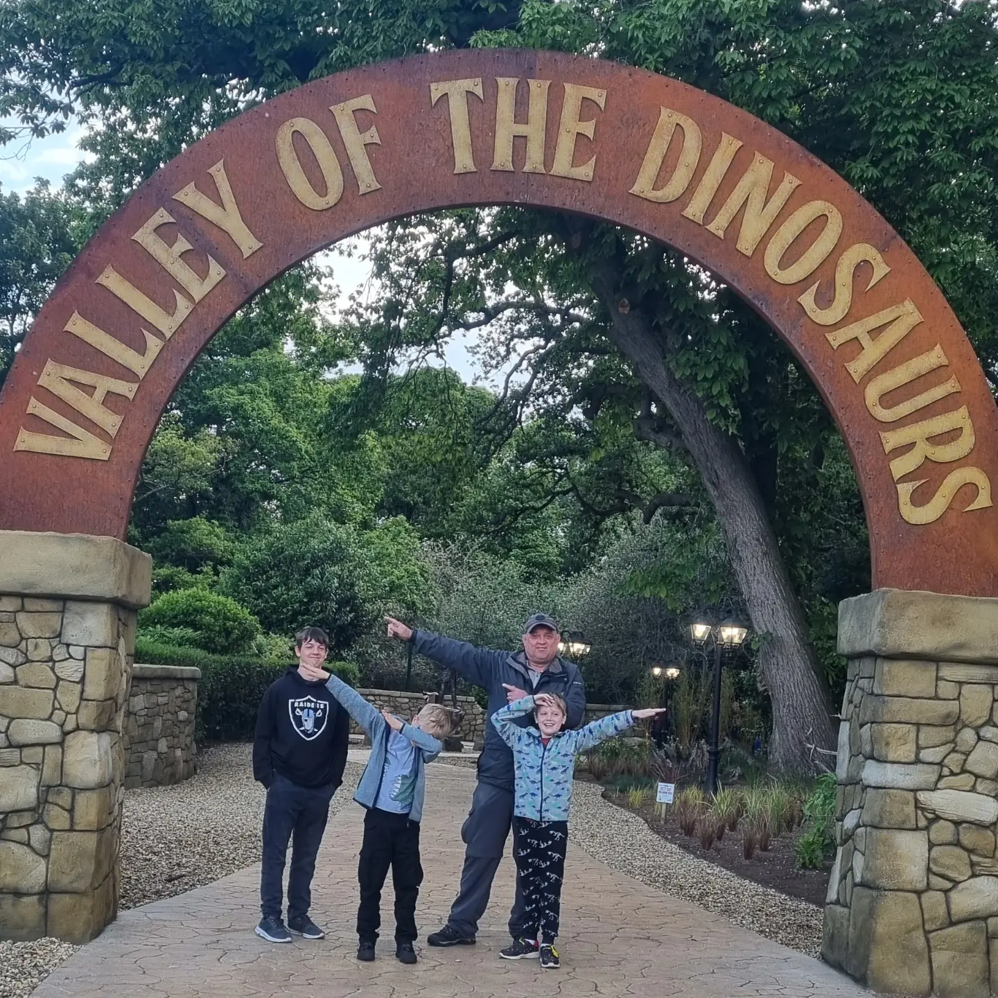 Roarr Valley of the dinosaurs